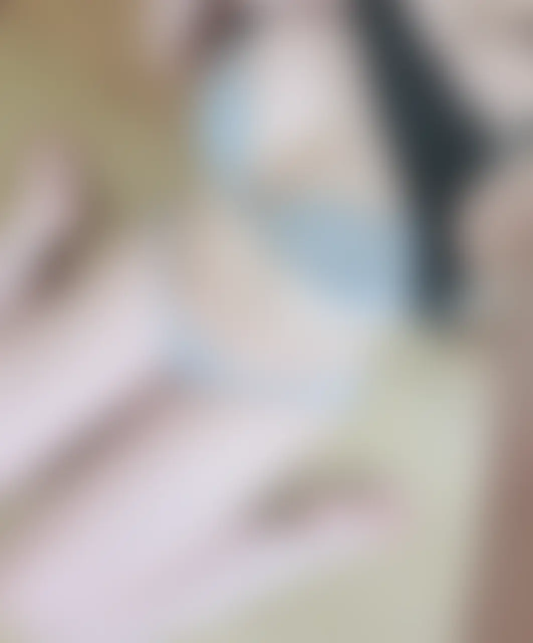 琥珀🐍「おはようございます 相変わらずこの下着は盛れすぎて一生手離したくない🥺w 自撮りだと遠くから撮れないからスマホスタンドと全身鏡か専属カメラマンほしい🥹w」の投稿サムネイル