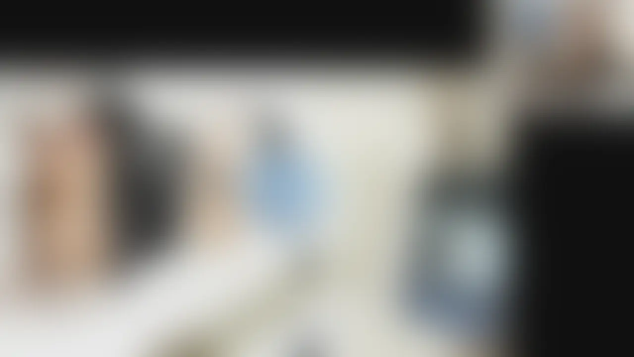 ピンキーweb/コスプレ/個人撮影/ハメ撮り「写真集の撮影の後撮影した写真をみながら生エッチする動画 編集中動画から一コマです」の投稿サムネイル