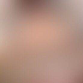 今作はおっとり癒し系爆乳妊婦さん第三弾です!
カメラを向けると無邪気な笑顔でニコニコでとっても可愛い妊婦さん(カメラ向けてなくても終始ニコニコです笑)
だんだん緊張はなくなってきたのか最初の頃の緊張して笑ってしまう感じから楽しんで笑ってくれてるような感じになってきた気がしました!
今作はエロ下着を着せて身体計測、初のウーマナイザー体験をさせてみました。
こんなに可愛くて爆乳でエッチな妊婦さんがセックスレスだなんて...
旦那さんの代わりにちんぽで快楽責めしたら『気持ちいい』の連呼でやばかったです
第一弾 (2/2)