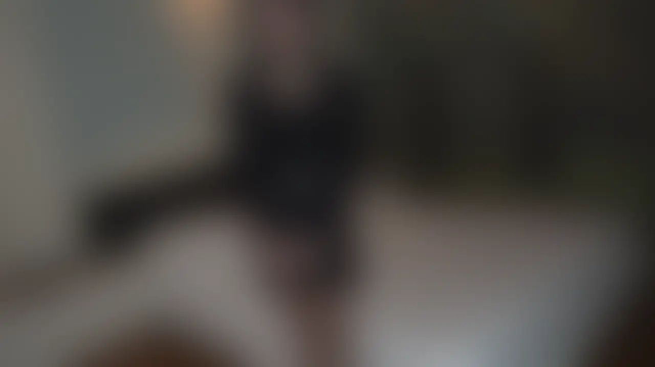 【完全顔出し】Gカップお姉さんに分からせセックス。
身体は細いのにおっぱいはGカップ巨乳なお姉さんが、複数やってみたいと連絡をくれたので男2人用意して思う存分ヤッちゃいました🍌🍌
中出しされまくって大満足してる表情がえろ過ぎる、、 (2/2)