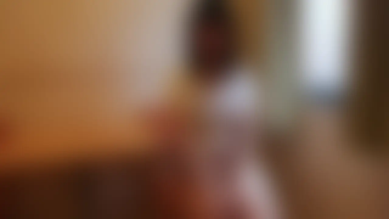 【本編顔出し】こんなにかわいい子でもお漏らししちゃいます笑
どんなに可愛い女の子でもおしっこ我慢させてトイレに行かさなければお漏らししちゃいます。。
何度もトイレを懇願するのに拒否し続けたら恥ずかしい水溜まりを作ってしまった時の一部始終です。
顔も全て見えるので表情など可愛いすぎてやばいのでぜひ見ていただけると。
※我慢中に成人した女の子のガチお漏らしエピソードも収録してます。
※一部機材音があります。
※成人なのに恥ずかしいお漏らししてごめんなさい。 (2/2)
