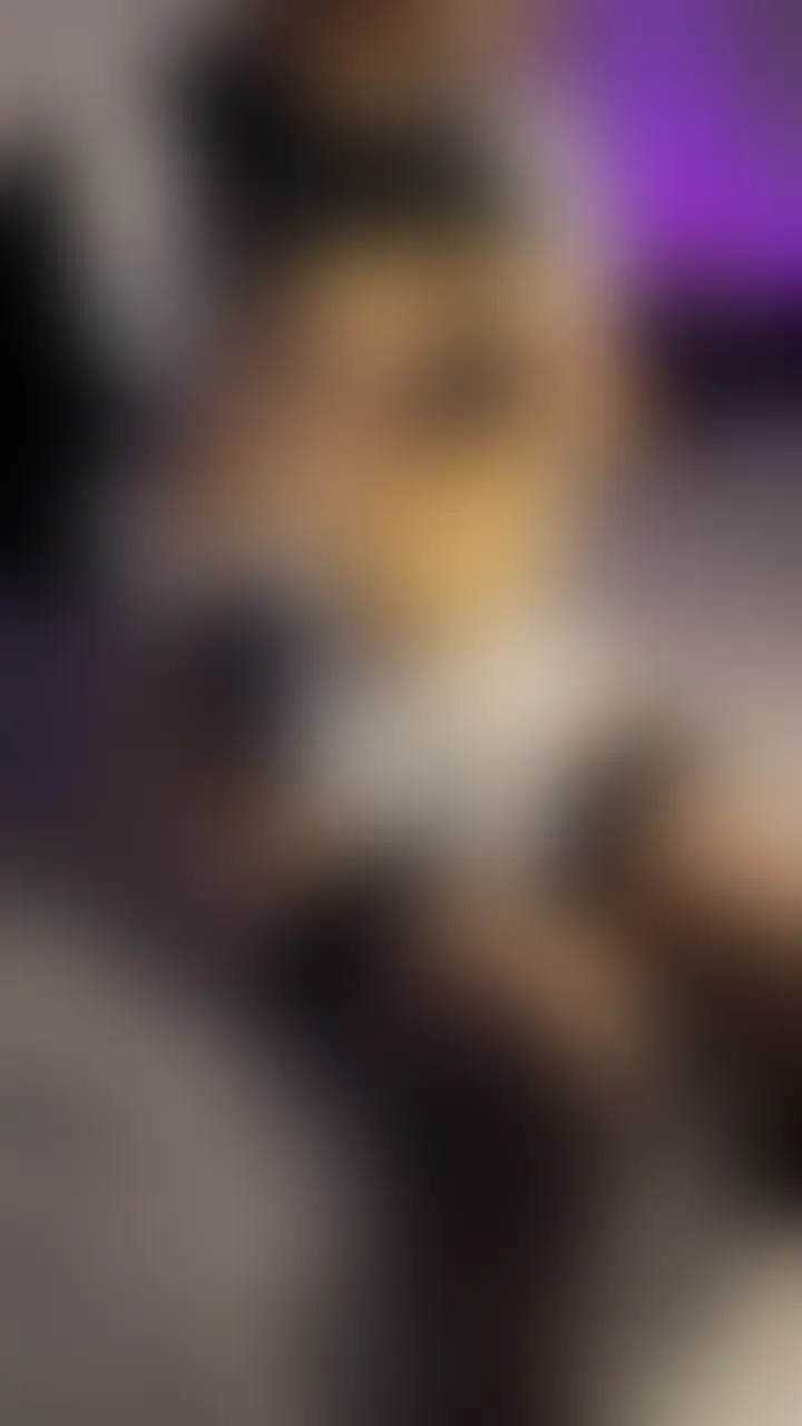 バニーコスプレのHカップ金髪巨乳とコスプレSEX
有名裏垢女子と密会してきました💭
フェラ顔が可愛くてバニーコスプレに
ぶっかけしちゃうのエロすぎました..... (2/2)