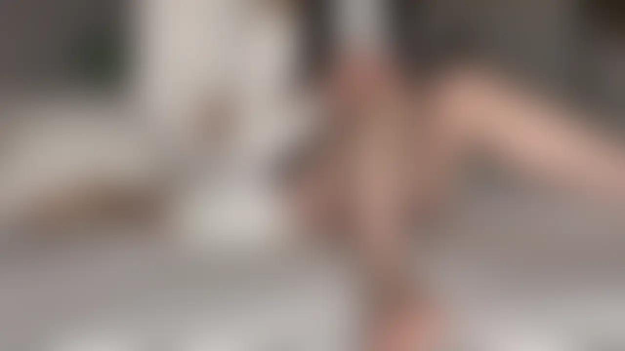 【韓国風 巨乳おねえさん】
➢韓国美女並にスタイル抜群のおねえさんが会いに来てくれました！
➢綺麗な洋服をめくってみるとGカップの巨乳がこんにちは♡
スカートの中にはCalvin Klein風のドエロパンツが…
➢おまんこの奥をグリグリかき回してくれるバイブでなりふりかまわず連続絶頂イキ狂い♡
喘ぎながらお尻突き出してうねうねするのえっちすぎる…
➢騎乗位でお尻が潰れて波打つのやばすぎ！
動きをちょっとだけ手伝ってあげるとどんどん激しく腰振りしちゃうおねえさん
➢イキ狂いおまんこに追い討ちバック♡
巨乳と巨尻がゆっさゆさ揺れるの見ながら大量射精！

#ハメ撮り
#素人
#裏アカ
#裏垢
#裏アカ女子
#個人撮影
#おっぱい
#巨乳
#美乳
#美女
#スレンダー
#お尻
#着衣
#着エロ
#下着
#パンツ
#コスプレ
#女子大生
#清楚系
#絶頂
#痙攣
#手コキ
#フェラ
#正常位
#騎乗位
#バック
#NTR (2/2)