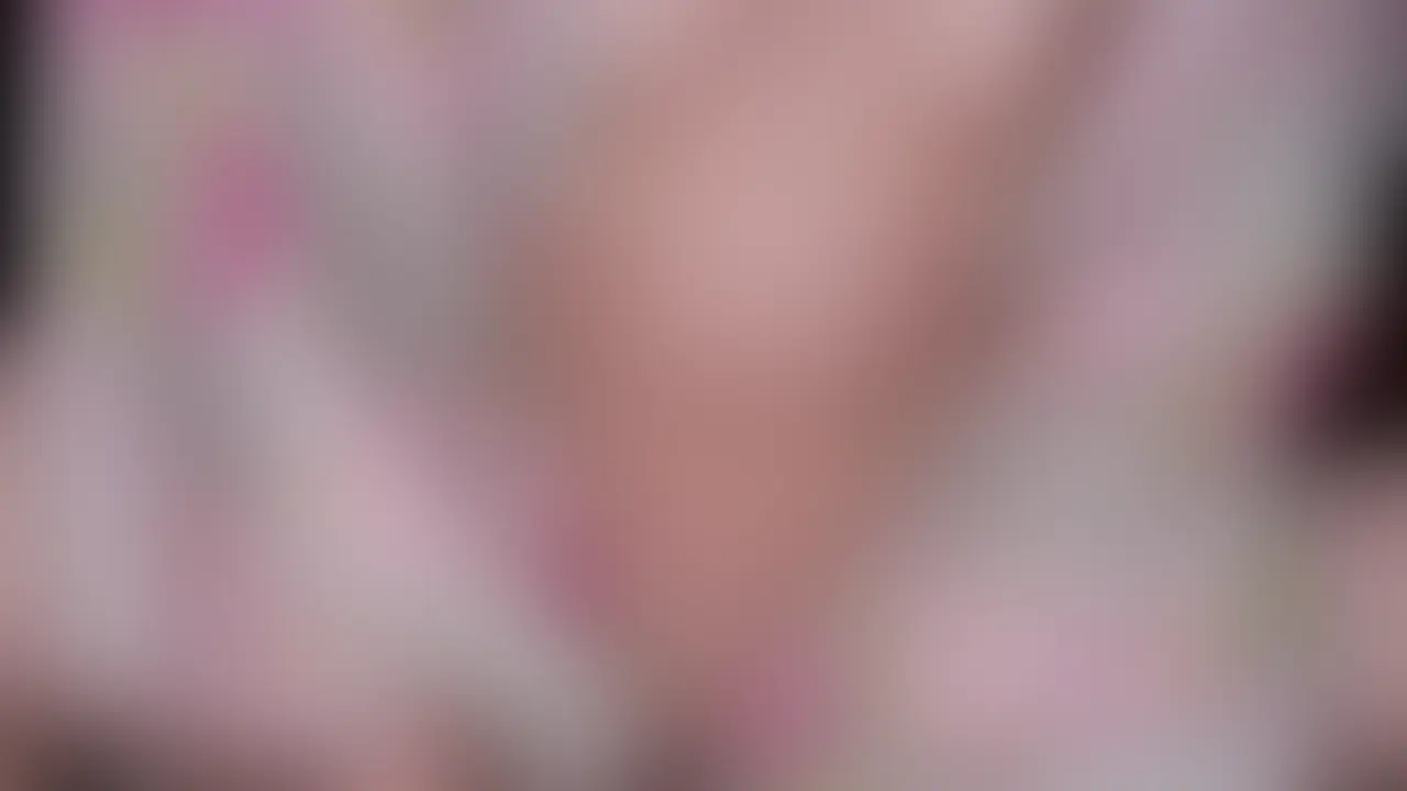 美人妻ちゃんと旅館でイチャイチャSEX
普段とは違う妖艶な色気にぜひ興奮してください✨🐮 (2/2)