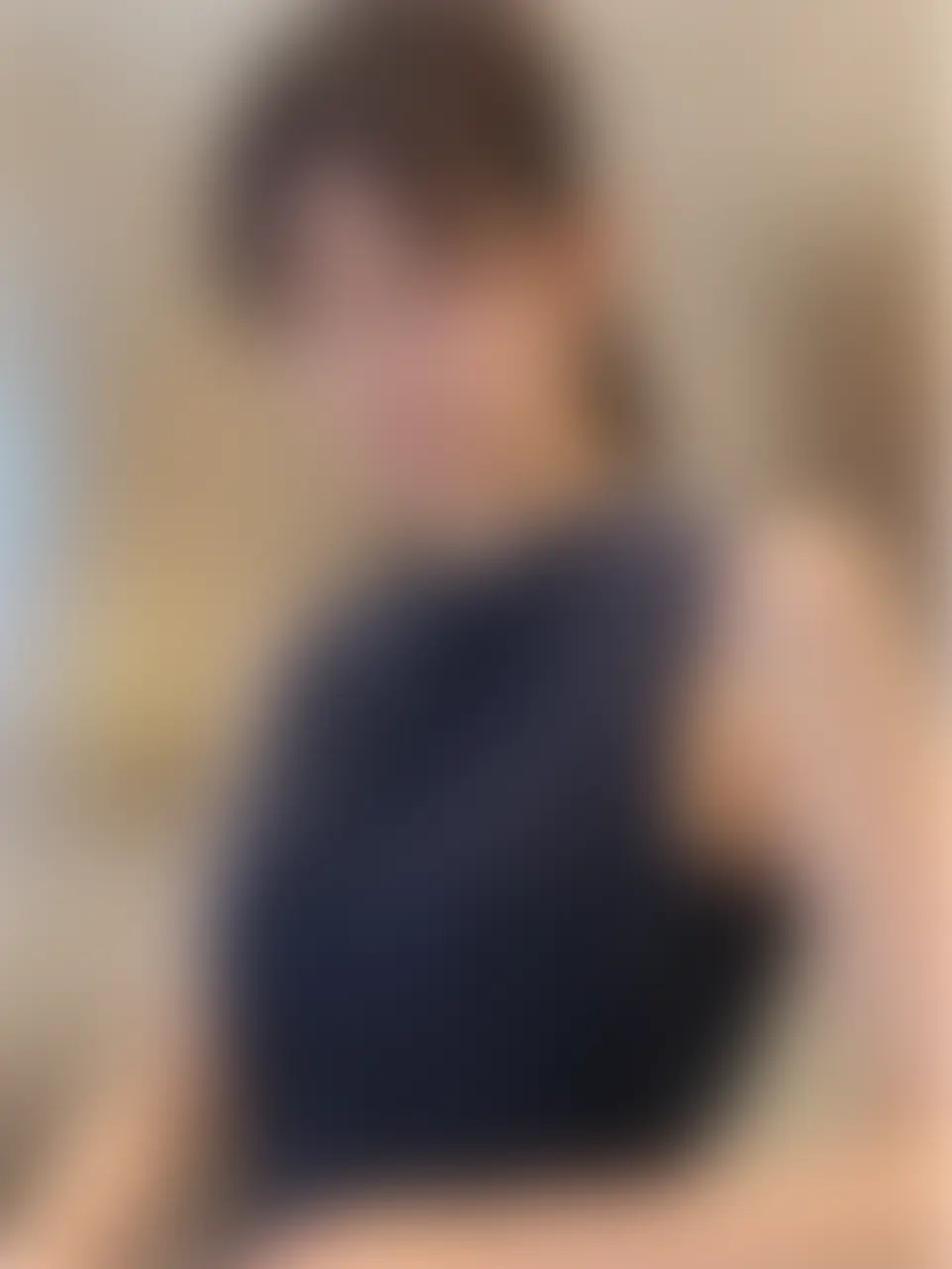 妻のスカートがパンツに巻き込まれて事故ってました🥰