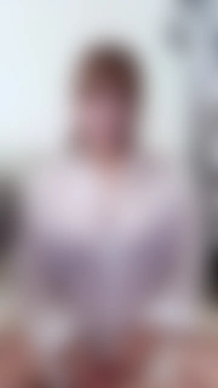 ぱいずりで気持ち良くなっちゃて乳首でイキました💦
ぱいずりで気持ち良くなってもらおうと思ってたのですが
乳首で擦れて気持ち良すぎていっちゃちゃいました
さとみと一緒にいってくれたら嬉しいです😭 (2/2)