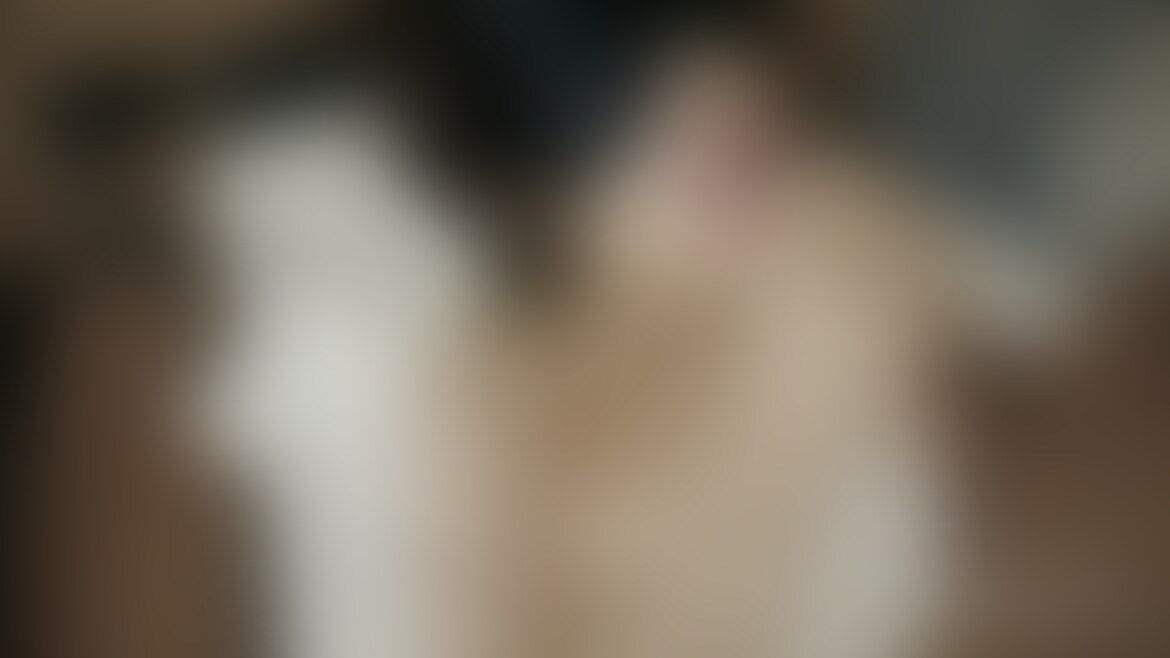 【51分】桃尻美乳の彼氏持ち○○○子をいじめて中出し
童顔○○○な彼氏持ちのドM子ちゃん。
色白で綺麗な肌と桃尻と美乳の持ち主。
柔軟な体を反らせながら喘ぐ姿が可愛い子をたっぷりいじめて○○○していき、最後は中出し。
めちゃくちゃエロいフェラシーンは必見。 (2/2)