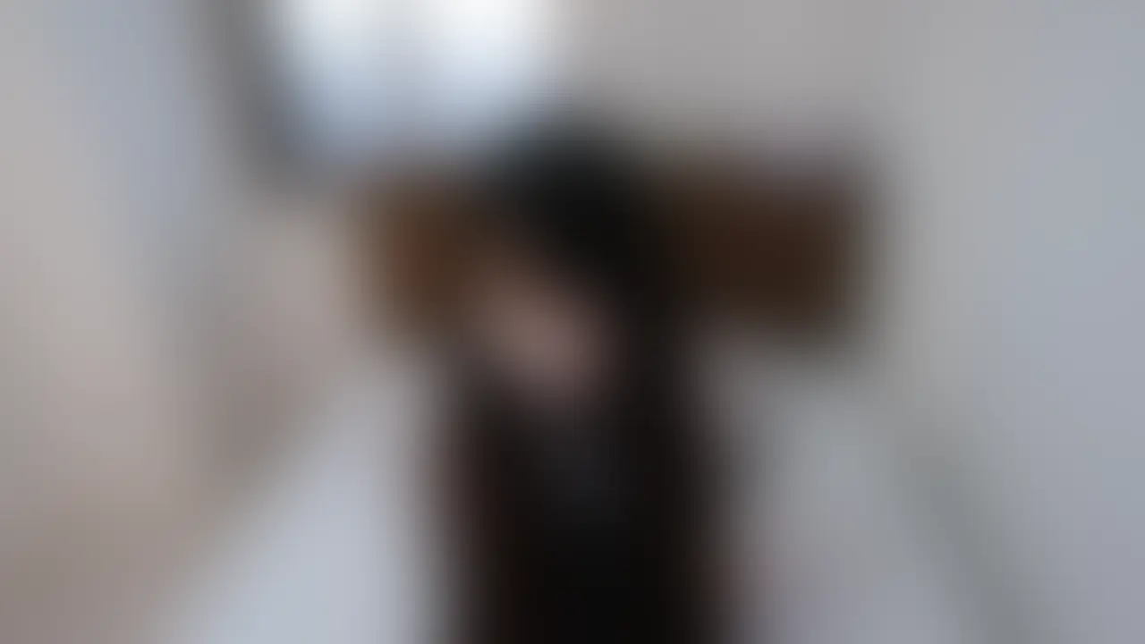 こんばんは～🌃

動画の前編を投稿しました❗
ペディキュアせっかく塗ったのに、ベージュのパンスト越しだとあんまりわかんないですね😅

後編は大丈夫だと思うから、もう少し待ってね💖

Good evening 🌃

I just posted the first part of the video ❗
I painted my pedicure but you can't see much through my beige pantyhose 😅

I think the second part will be ok about that, just wait a little longer 💖 (2/2)