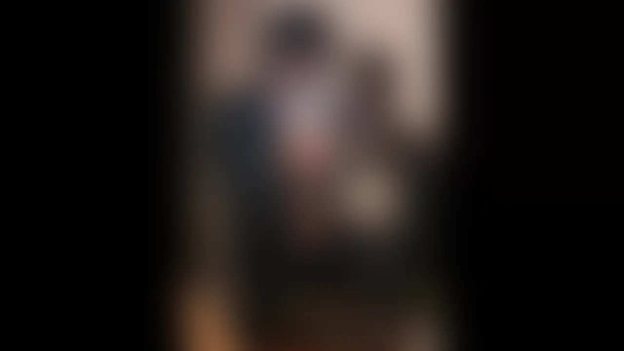 知り合いの裏垢男子さんに紹介してもらった制服女子
なんかつまらないセックスばっかしてるみたいだからもう人間扱いしない初めてのセックスしてあげたんだけど、
まじで動画見ればわかる、壊れてるよw w w (2/2)