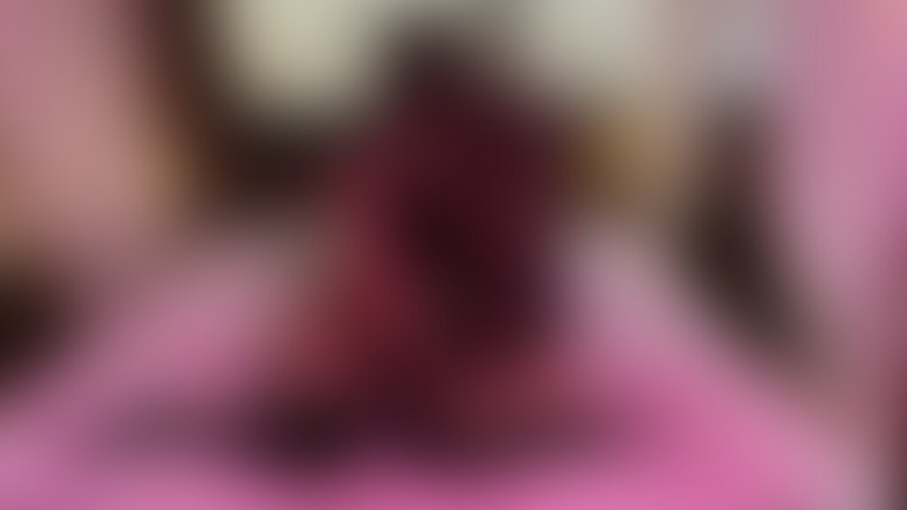 キス→手コキ→体にキス♡
サキュバス♂と修道女の禁断の愛です🖤
次回は…
ゆうきちゃんに初めてのフェラです💕
2人でカメラを回して各々の角度から撮影しております。私が映してる画角から買いたいよ、私に貢献したいよって方は、是非ご購入ください❤️ (2/2)