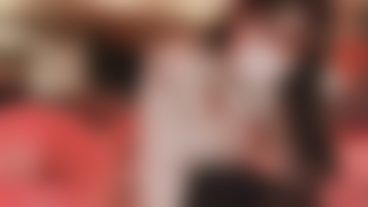 皆様こんにちは✨
今回は4kで撮ってみました！
画質がうまくいってるか今回はテストで少なくともいつも以上の画質にはなってると思います✨

いつもたくさんの方からリクエストを頂いていてとても感謝しています💗

もっとたくさんの方からこんなのが見たいっていうのをできる限り今後も投稿させて頂きます( *´艸｀)

気軽にコメント、メッセージでリクエストを伝えてくださいね♪ (2/2)