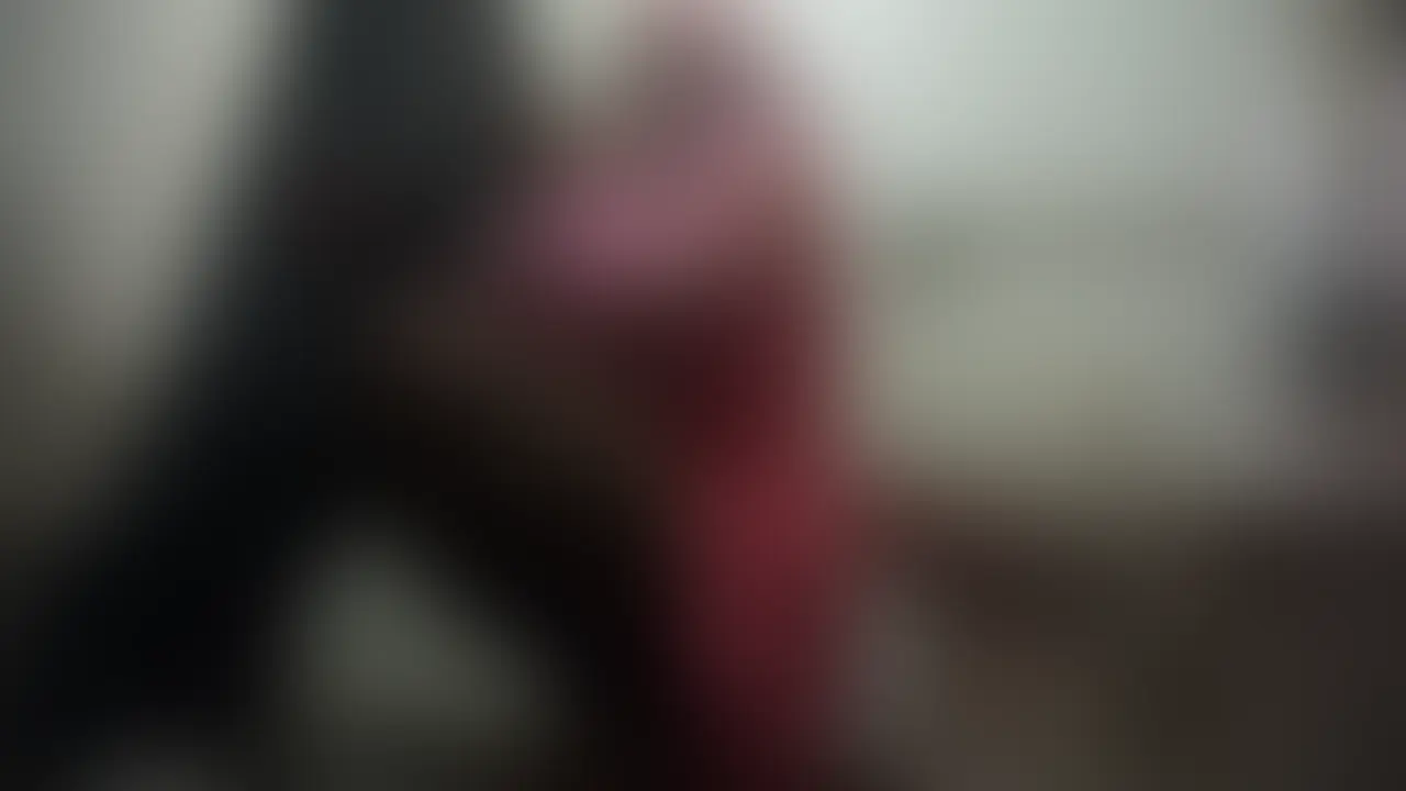 全身ピンクのミニワンピでエッチ♡ (2/2)