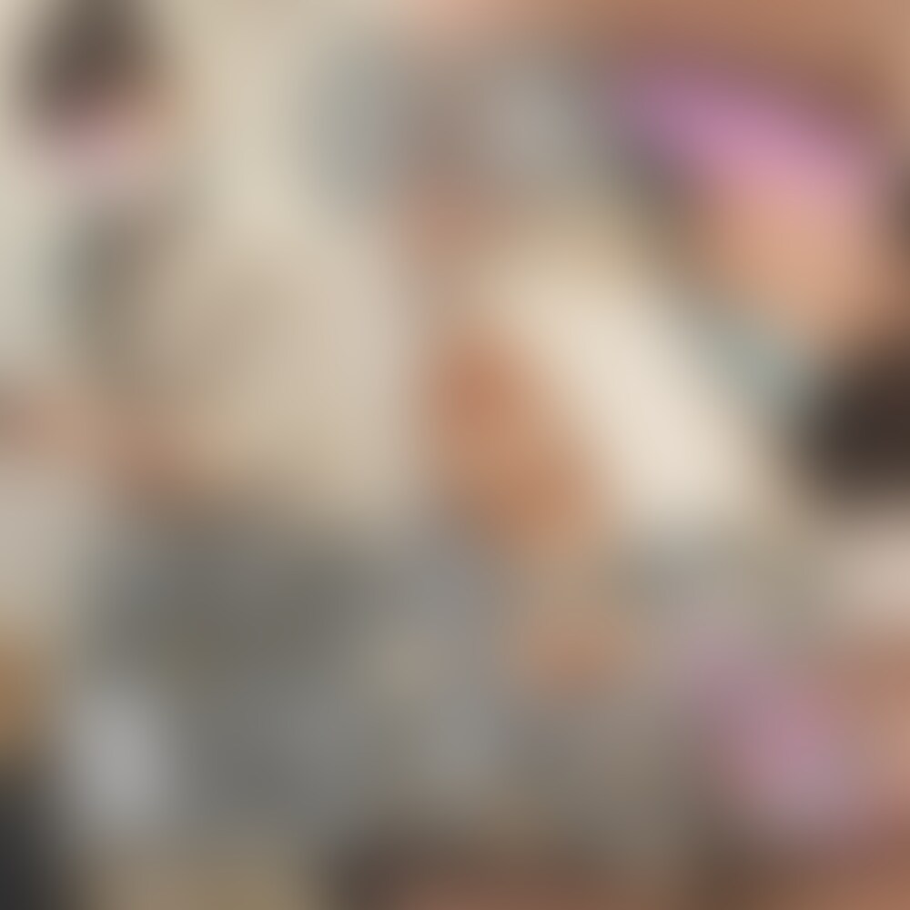 【本編】ホテルウーマン集団チカン♯06・巨乳女子コンシェルジュ(S県◎※原クラシックリゾート)
有名ゴルフコースに隣接してる高級ホテルで
女子コンシェルジュを撮影してます。
ホテルの制服を着ていてもわかるムチムチ巨乳ボディで
バックで即ハメから手首パンストで動きを封じて
騎乗位などでも突きまくって
おっぱいを揺らしてやりました。 (2/2)