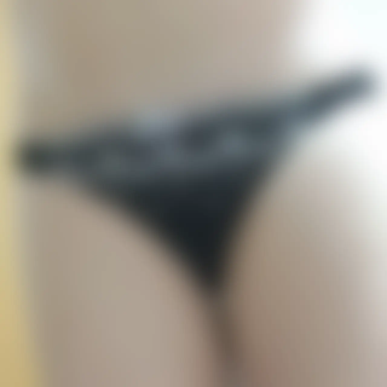 Rinaの秘密(神戸の女子大生🌃)「今日のリナの脱ぎたてパンツ🥰」の投稿サムネイル