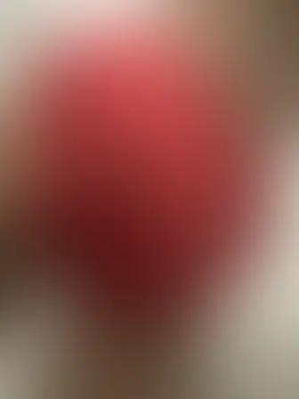 ぽぽぽ🌼(🥰女子大生の下着姿🥰)「ぽぽぽの今日のパンツです🥰🥰 赤のヌルヌルパンツ😅😅 クロッチ汚れはプラン加入で見れますよ🥰」の投稿サムネイル