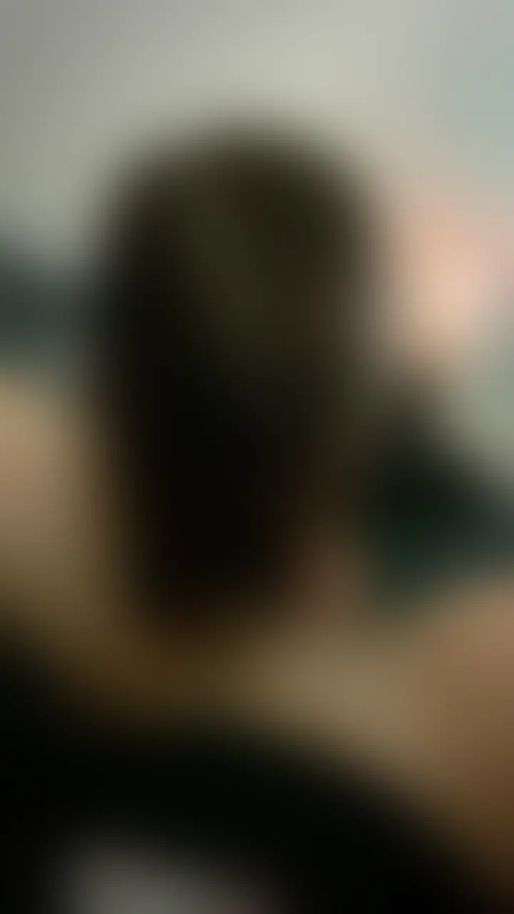 ラウンジ嬢に出勤終わりに中出し
都合いい時に呼んだら顔が好きって理由ですぐ来てくれるラウンジお姉さん
騎乗位上手すぎていつも動いてもらって中だししてる (2/2)