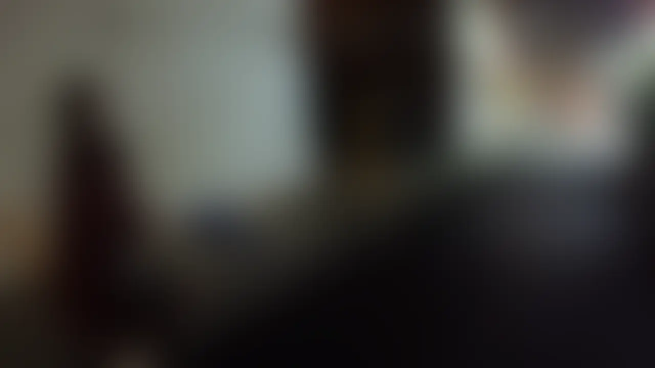 【変態夫婦|ホテルに入るとこうなる #28-1】
昭和レトロなラブホテル🏩
花魁コスで雰囲気合わせてハメ撮りしちゃう❤️
こんな顔して中身はドMで、追い込まれるほどテンション上がるタイプ💄💦
今日は遊女として極上まで連れてってもらう日💋✨
最後までちゃんと見届けて😘🔥 (2/2)