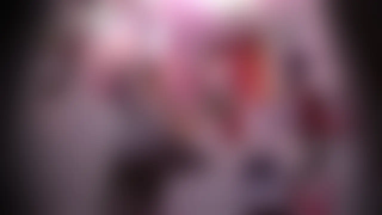 新宿界隈を縄張りにしているものです。
いつも行く新宿のクラブにとんでもなく可愛いギャルがいましたよ。
ちょっと俺でも声掛けに行くのに躊躇するくらい最強なビジュで。
久々にアドレナリン出ましたね。
最初声かけても全然反応してくれなくて、VIP誘っても大丈夫と断られ…。
全力でお願いして奢らせてもらうまでは成功。
ここが勝負の分かれ道なんです。
意外にHIPHOP好きみたいで、スヌープドッグ好きというギャップもありw
ってことはそっちもお好きなんですかね?の問いにもちろんYES!と。
今日の俺はツイてます。
一服させたらさっきまでの警戒心も無くなって、ツンツンしてたのに優しい顔に変わりましたよ。
それから少しして一緒にトイレ行こうって誘ったら付いてきてくれて、
キスしたら止まらなくなっちゃって、フェラまでしてくれました。
可愛くて顔だけでも十分興奮できるんですけど、細い体に巨乳ってまさにKING OF GALっす。
ここまでのビジュはマジでなかなかいないですよ。
フェラも涎ダラダラでエロくて最高でしたよ。
クラブからちゃんとお持ち帰りさせて頂きました。
友達はクラブに置いて来ちゃったみたいですw
グミも食べさせてもう女もブリブリのエロモード。
永遠にベロキスしてられるっす。
セックスになったらマジでエロくなるタイプっすね。
マンコもピンク色でずっと舐めていられます。たまにある美味しいやつです。
とろっとろで締り最高なんですけど、奥まで突くとハメ潮がすごいんですよ!!
水鉄砲のように噴き出してくるんですw
まじでエロい。
いいネタは回していかないとなんで、友達呼んでそいつにもやらせてあげましたよ。
大喜びしてました。
そりゃそうだろ。 (2/2)
