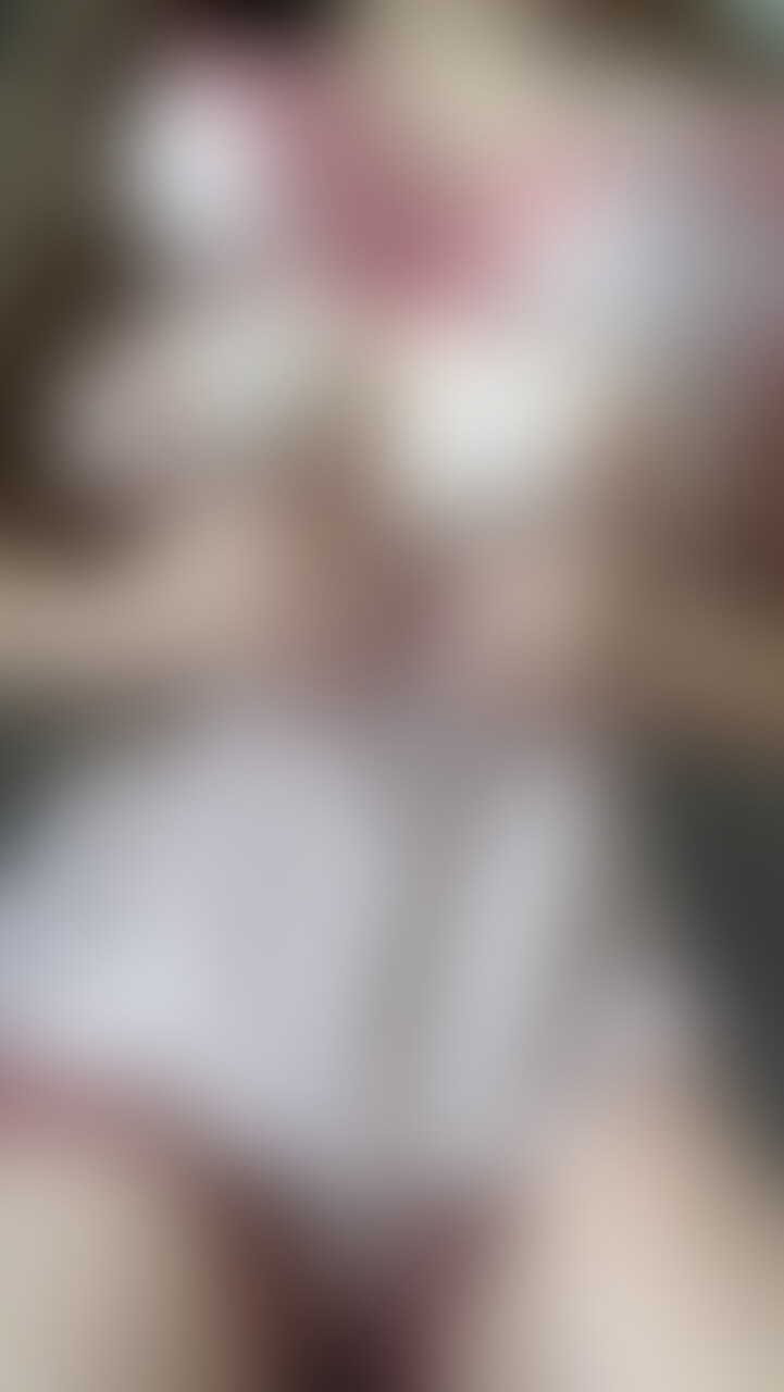 こんばんは♡♡
今日はめずらしく、ツルツルサテンルームウェアを着てます♥️
今日の動画はおっぱいがメインの動画になるよ♥
ぽろっと出してモミモミ、ふわふわクリクリ...♥️ (2/2)