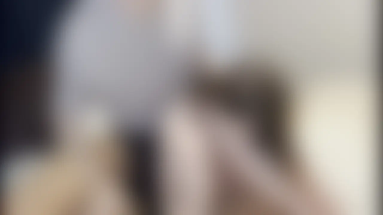 日常セックスのバリエーションの一つを動画にしました。
乳首をたくさんいじってあげるとま〇こがぐちゃぐちゃになって挿入後の締め付けもすごいことになります。
乳首責めされて悶えてる姿を見てあげてください。 (2/2)