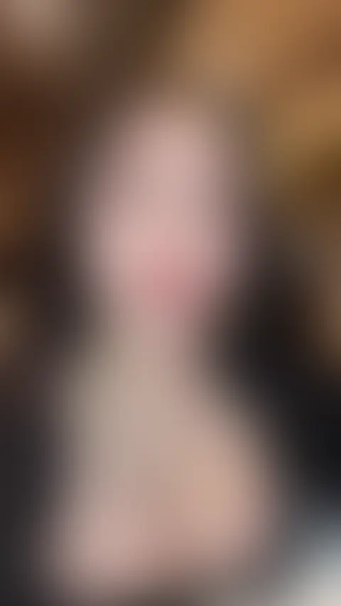 ばっかエロいコスでインライした時のアーカイブ💕
着替えるの上手くなってきたと思ってたけど今回も丸見えすぎな。笑
もっといろんなコスきたいな〜〜
どんなんみたいか教えて〜 (2/2)