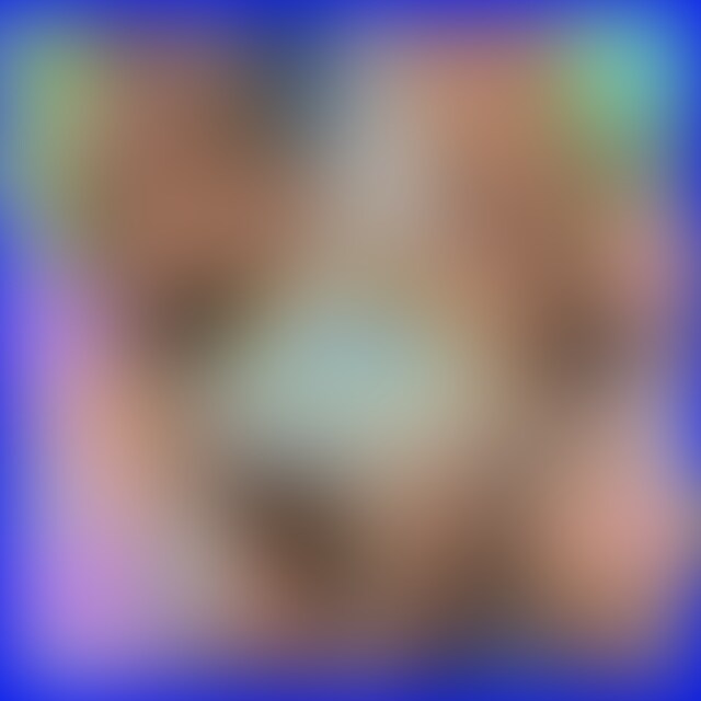 ⭐️口元ぼかし有⭐️海のテント内で🏖️汗だく💦生ハメえっち🩷
テントの中で二人っきり…
えっちな展開になるのは当たり前だよね😍
汗だくになりながら
えっちするのエロすぎやばすぎ🥵🩷
さちと海行ってみたい?🤭 (2/2)