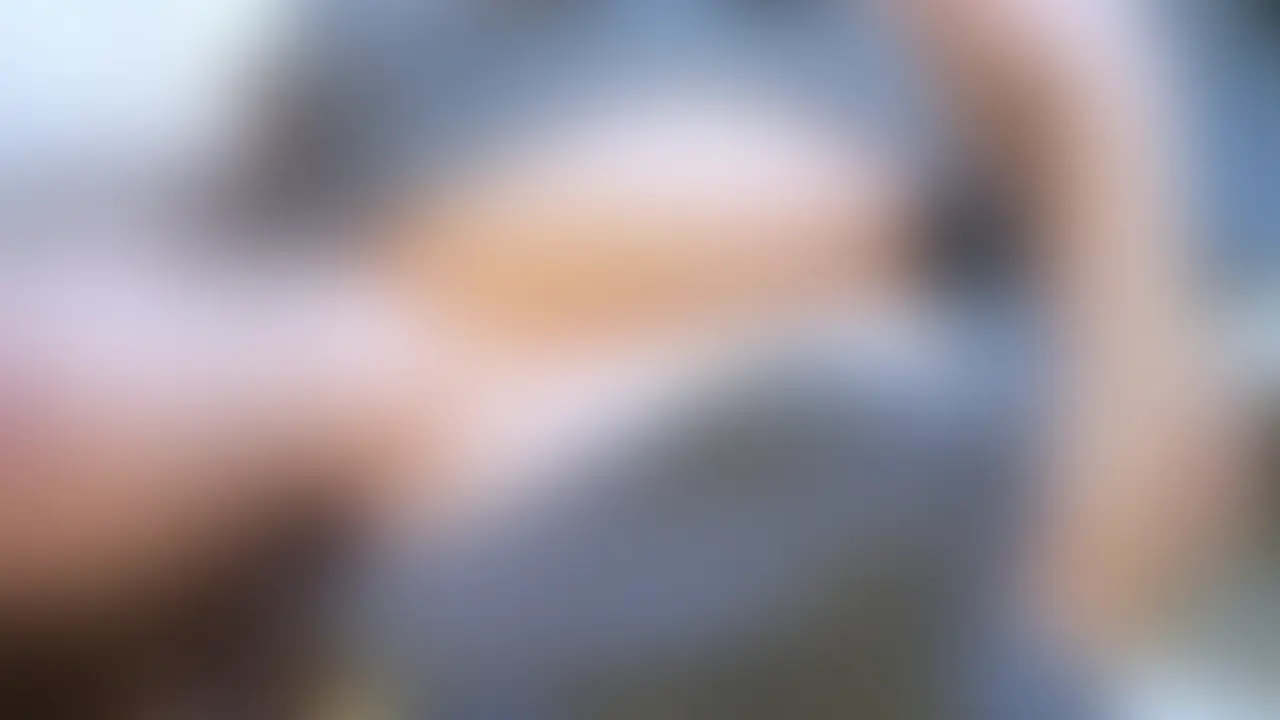 4【おっぱいの柔らかさが伝わる馬乗りパイズリ】

Kカップ爆乳の大きさと柔らかさが存分に伝わる
馬乗りパイズリです！

首まで飛ぶ勢いの大量挟射してます。

馬乗りパイズリ好きの方、必見です！ (2/2)