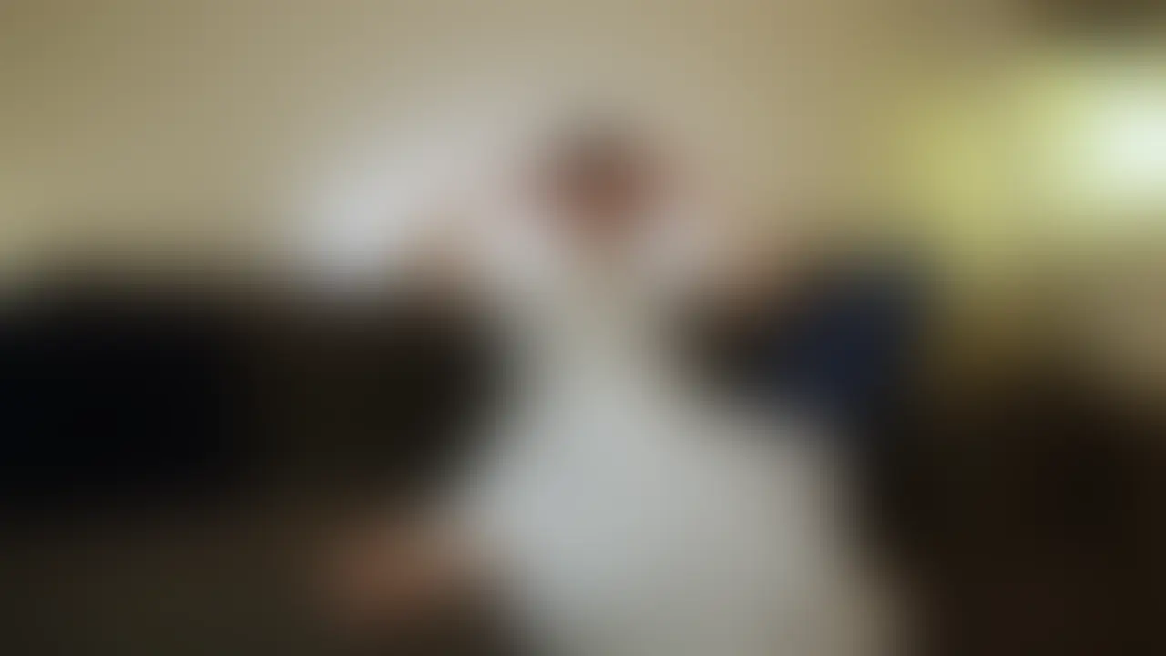 年上男性とお部屋デートしたら、恋愛の話でちょっと素が出ました。
地元の方言も出ちゃって、見返すとかなり恥ずかしいですw
大人の余裕にうっとりです。 (2/2)