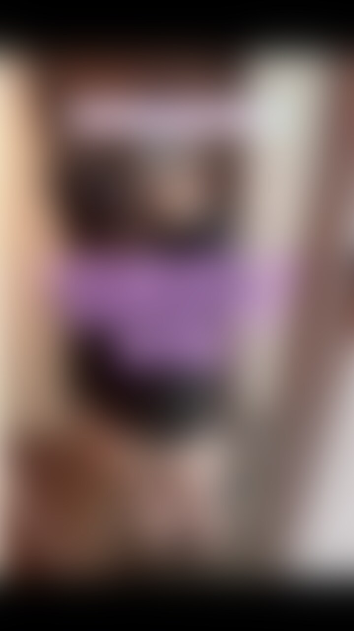 この前おしりもまれたから仕返しに女友達のおしりもみました！ sample 1