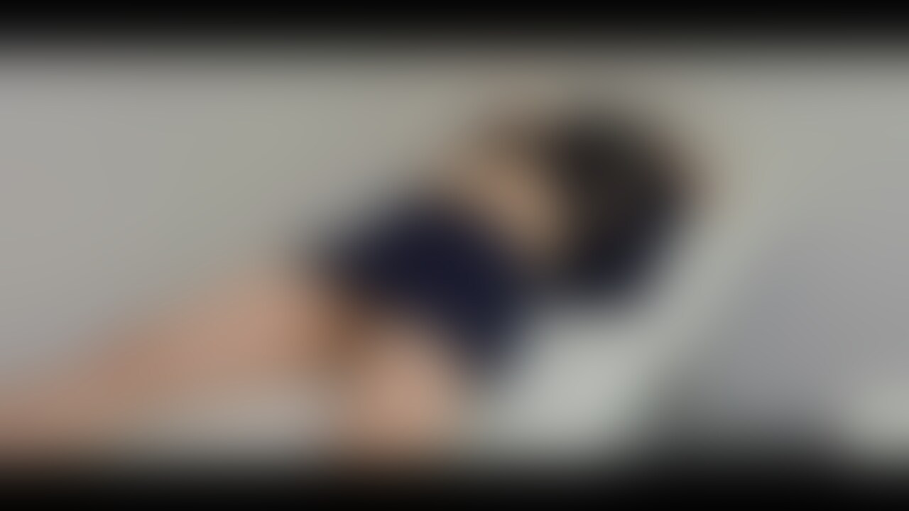目隠し○○○束やおもちゃ責めに憧れていたM女さんと①
保健室がある部屋に入ったので、診察台にて○○○束して遊ばせてもらいました
気分はお医者様です(笑)
乳首ローター、吸うやつ、バイブを使って三点責めしたら潮吹きしてました (2/2)