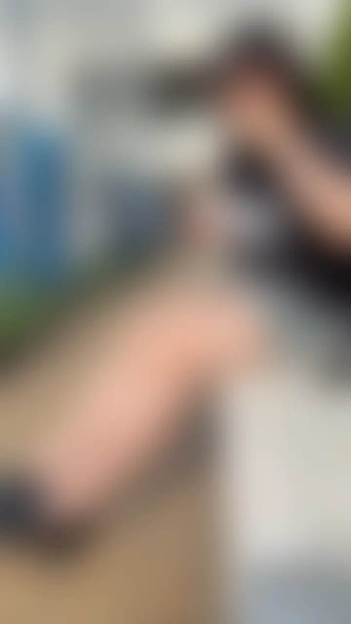 うさぎさん24cm激弱素足履きパンプス足裏くすぐり足比べ!7分20秒
靴脱ぎ20秒、足比べ30秒撮影してます!
匂いは少しだけ臭く、サイズも実寸24でした!
くすぐりはずっと弱く、声を出しながら耐えていました!
ツイッターでキャンペーン等行っております!
ID:FDksgr3
うさぎさんツイッター: USA3Ma (2/2)