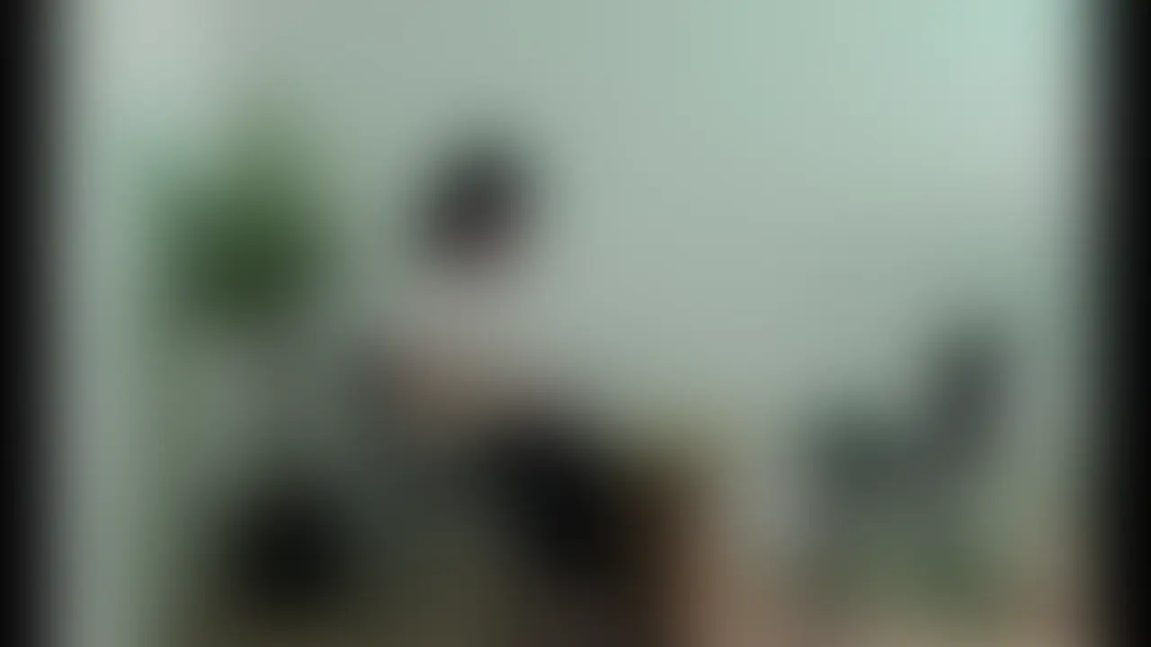 ・まなみちゃん(22歳)
・新卒事務💻
就職👔で遠距離になった彼と破局で傷心中💔のまなみちゃん。
慣れない仕事も相まって精神的にも肉体的にもお疲れ気味💦
3ヶ月経ち、心も仕事も少し落ち着いてきたけど性欲💘は落ち着かないとの事🫢
元々性欲は強かった事もあり、しっかりリフレッシュ🌱していただきました。
どⓂ️らしく、イク直前に毎回ごめんなさいって言うのがキュン🫰ポイントでした✨ (2/2)