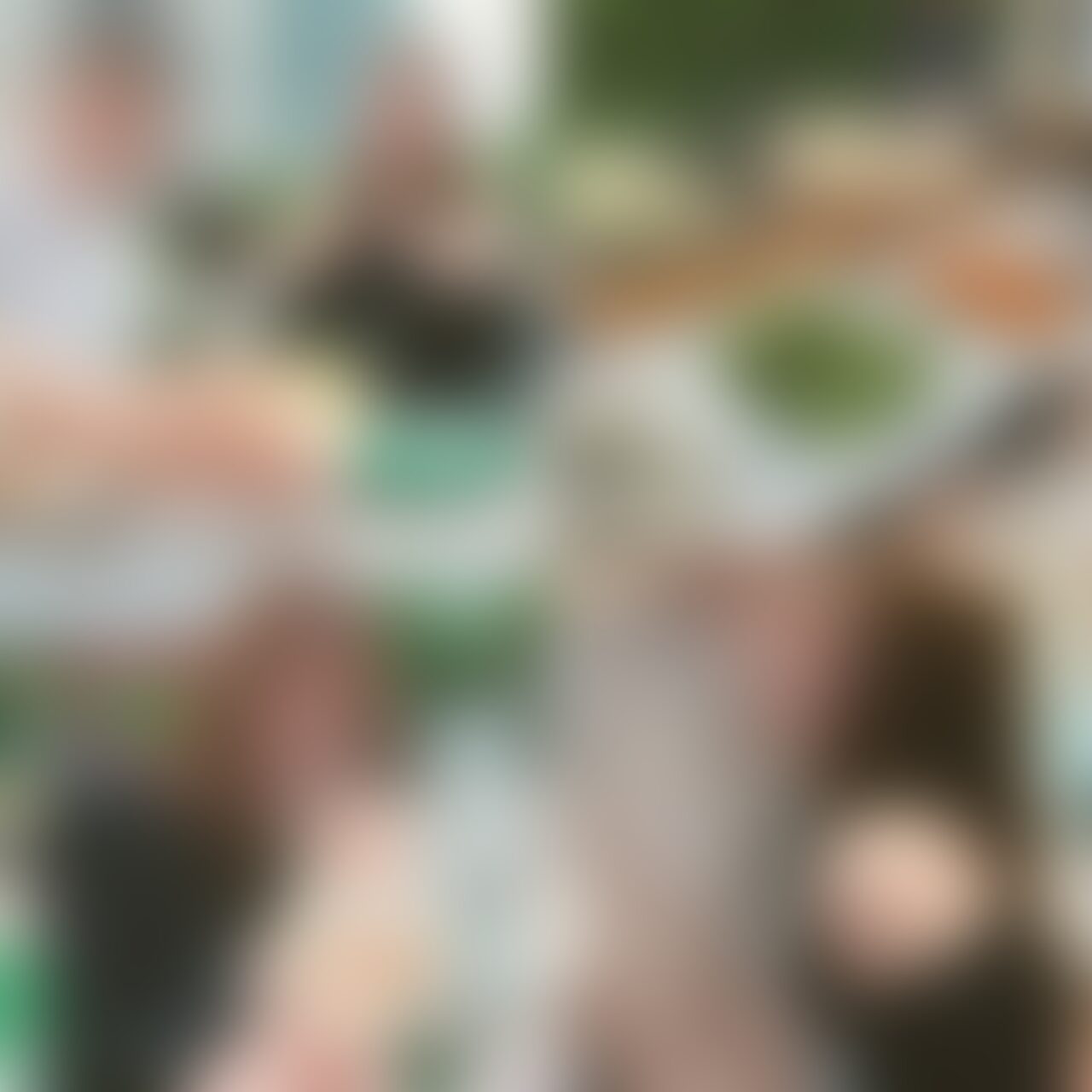 【元彼の言葉がトラウマで4年間えっちを避けてきたJちゃんとビアガーデンデート】(2時間29分)
元彼に「濡れないし、潮も吹かないし、抱いてても面白くない」と言われたことがトラウマで4年間えっちを避け続けてきたJちゃん(27歳)。
▼「抱いてても面白くない」元カレに言われた言葉がトラウマで4年間一度もえっちをしてこなかった子が最後の頼みで雄さんに密会依頼
https://myfans.jp/posts/af1b84e6-a759-4b5d-98fc-fdbe0261da4b
今回はそんなJちゃんと夏らしくビアガーデンデートに行ってきました。お昼にホテルに集合してまず1回戦。動画を見てもらえれば、抱いてても面白くないと言った元彼とJちゃん、どちらに問題があるか一目瞭然だと思います。会うのが2回めで安心していたからか外でも中でも合計10回以上イキまくってました。
そこからタクシーにのってビアガーデンへ。Jちゃんは人生初ビアガーデンだったらしく目をキラキラさせて楽しんでました。カシオレ一杯で無事○○○っ払ったJちゃんが帰り道ずっと甘えてくるのが可愛かったです。
そしてホテルに戻っておかわりえっち。ふたりとも○○○ってるし部屋も暗いしだいぶ雑に撮ってますが、デート後でふたりとも気持ち入ってるし、Jちゃんは相変わらずイキまくってるしドエロい雰囲気になってます。
何度も何度も「帰りたくないぃ~」て言いながらハグとちゅーを繰り返してバイバイしました。 (2/2)