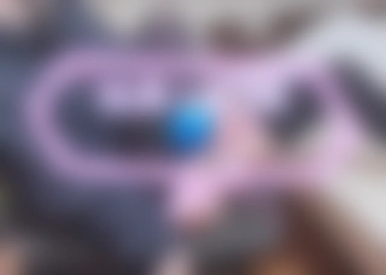 有線ローターとオーバーニーソックスは最強。
フォロワーさん100人ありがとうございます🪼 (2/2)