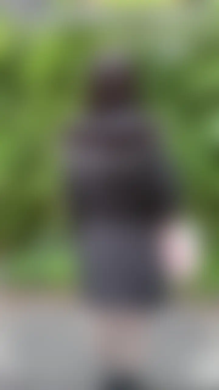 #30 【CHIKA 25歳】
今回ストリートスナップに協力してくれたのは、普段は真面目に公務員として働いているCHIKAちゃん🧜♀️
恥ずかしがりながらも下着を見せてくれたのですが、想像よりもエッチな下着でした。
公務員もこんな下着つけるんだなぁってギャップに興奮してしまいました🤭
※動画、写真の無断転載は著作権侵害となり、10年以下の懲役又は1000万円以下の罰金が課せられます。
発見次第、法的措置を取らせていただきます。 (2/2)