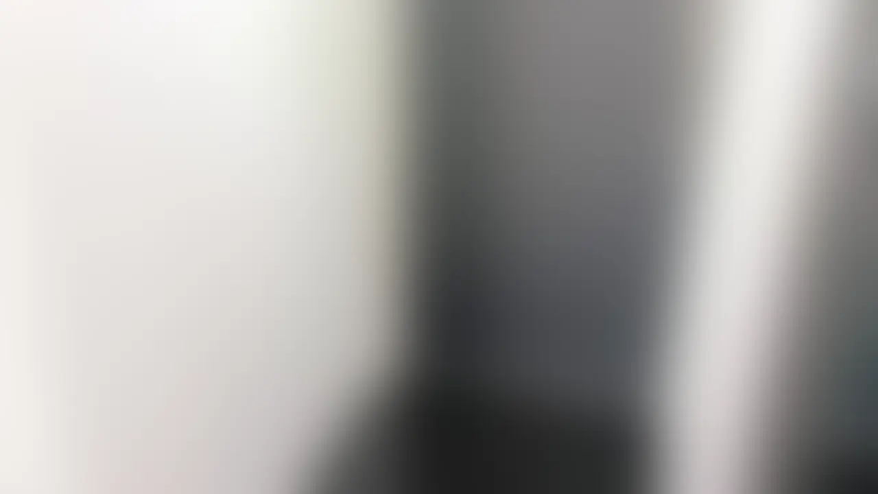 玄関あけて、すぐに「脱いで?」って言ったら
ほんとに全部ぬいぬいしてくれてびっくりしたんだけど😂💓
ドア閉めたばっかの玄関で、全裸で立たされるとかやばすぎでしょ〜
しかも外に声聞こえちゃうかもなのに、我慢しながらビクビクしててかわいすぎた😳💭
ちょっとだけ焦らすつもりだったのに、
なんかどんどん反応よくなっちゃって…
最後びゅるって出ちゃったね💦しかも潮まで…///
えっちでがんばり屋さんなM男くん、大好きだよ〜🫶 (2/2)