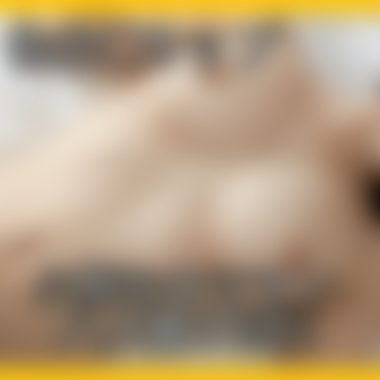 ショートカットの元気な可愛い女の子のハメ撮り動画!
趣味はフェスへ行ったりバンド好きな普通の女の子って感じがしますがエロいことには興味津々笑
白くてこぶりな乳首をいじると声を上げて感じちゃう笑
ぐちょぐちょのパンツがめちゃくちゃエロい、、
チン〇を挿入すると恥ずかしそうにしながらも感じまくってました笑 (2/2)