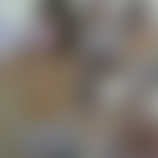 これは更衣室の中に仕掛けられたカメラの禁断映像になります!
更衣室に入るとコスプレを少し確認してから制服を脱いでいきます。
スカートとブラウスを脱ぐと純白の大人っぽい下着を付けているではありませんか。
柔らかそうなおっぱいの谷間がたまりません!
下からのカメラには制服のパンチラからのスカートを脱いでパンモロの流れを楽しむことができます。
むっちりとした太ももと股間にピッタリと張り付くパンティがたまりません。
2着目の露出度高めのスケベマリーンちゃんです!
下着姿になるとまずはそのままコスプレを着用しますがブラジャーが完全にはみ出しています。
戸惑いながらも「あの…下着はみ出ちゃうんですけど…」とこちらに声をかけてくるではありませんか!
当然のようにブラジャーを外してもらうように指示を送ります。
「わかりました…」と渋々ブラジャーを外すとたわわに実った巨乳ちゃんがぷるんと露わになってしまいました!
真ん丸のキレイな乳輪にコリっと尖った乳首がいやらしいです。
巨乳と一生懸命にコスプレの中に収納しようとしている感じがかわいいですね。
そしてついに水着へのお着がえでです。
上の衣装を脱ぐと柔らかそうな乳房が丸見えになります。
水着を確認して後ろで紐を縛ろうとしますがなかなか縛れないようです。
その間ずっと揉み心地の良さそうなおっぱいが丸出し状態です!
何とか上の水着を付けるとお次はパンティも脱いじゃいます!
下からのカメラエロ過ぎる股間ドアップが写っていました!
ナチュラルな感じの陰毛と見上げる巨乳のコラボが最高に興奮してしまいますね。 (2/2)
