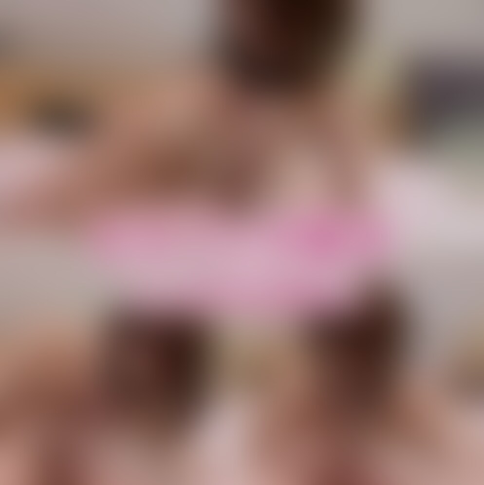 69でフェラ抜き。クンニでイキながらも咥えるのを止めないS女。 (2/2)