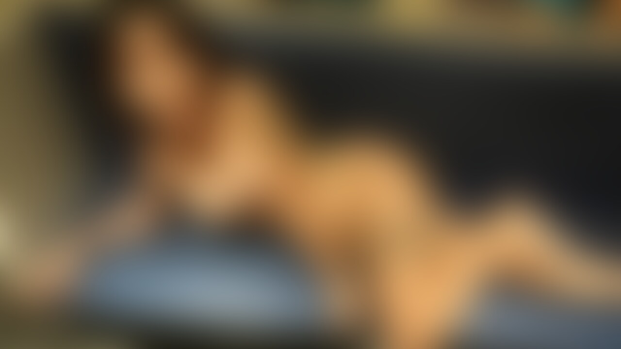 SNSフォロワー20万人超えのハーフ巨乳モデル、生挿入後に胸射精
SNSフォロワー20万人超えのハーフ巨乳モデル
新宿のラブホテルで手コキマッサージ、フェラ、生挿入を堪能して、「私の胸にかけて」と痴女のようにおねだり、最高すぎる。 (2/2)