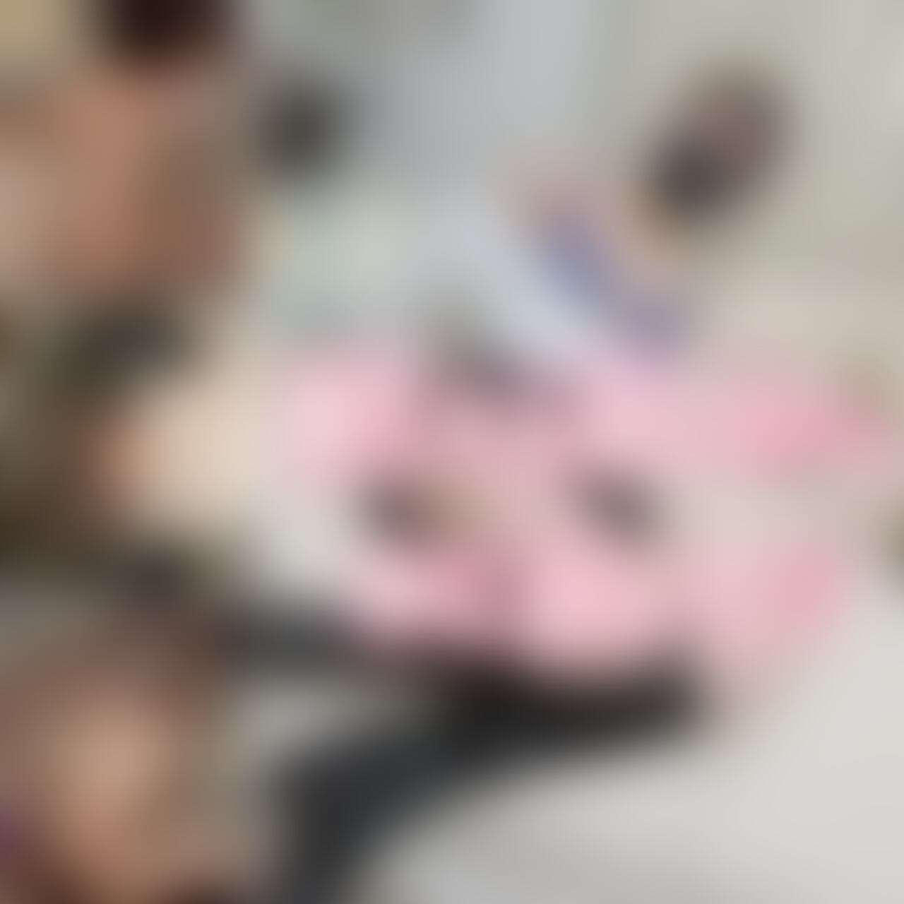 こんばんはｰ❤️
今回はブｰツを履いての着衣えっちです🥰
やっぱ着衣好きなら靴も履かなきゃね💕︎笑
この日🍻飲みに行ってて
帰ってきてそのままえっち♡
たまには私から最初にすぐフェラで攻めました笑
そして今回は生でしちゃってます😍
めちゃくちゃ気持ち良くて
もう赤ちゃん出来ても良いやって思って
中に出してもらいました❤️
本当に出してくれると思わなくてびっくりしたけど
嬉しかった⸜((꜆⸝⸝ ˶> <˶‎⸝⸝꜀))♡
⚠️中出し動画は定期的に値段上げます🙇‍♀️
別アングルVer.はこちら💙↓↓↓
https://myfans.jp/posts/3a199650-dc5d-4e2a-9d55-9812425a178c (2/2)