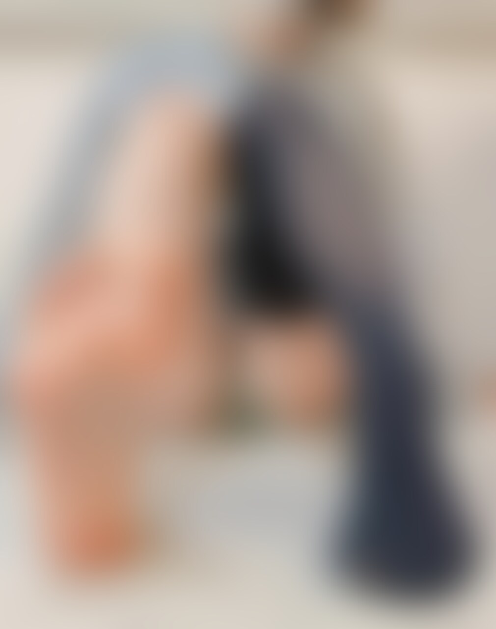 ニーハイ姿の凛が
あなたにたっぷりご奉仕します🥰
もちろん、途中からはニーハイを脱いで…
途中から興奮しすぎて
最後はかなり激しく動いちゃった🤭
一緒に気持ちよくなろうね♡
🔶動画時間13分39秒🦋
🔶縦向き動画
🔶BGMなし
🔶声出しなし (2/2)