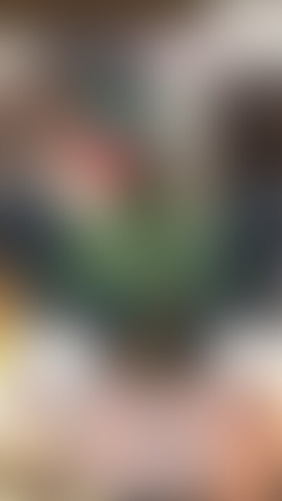 今回は何と言っても「ダブルワイプ」
2台のカメラで青チェ赤チェを撮りまくりました！

流れとしてはカメラ1で1人目カメラ2で2人目そして最後にダブルワイプです

控え目に言ってダブルワイプパンチラはめちゃくちゃ興奮しますよ！

赤チェちゃん2人組
この2人組は2日間粘着しました！

ちょっと大人しい子で前回制服撮影断られましたが今回友達と一緒ってことで制服撮影OKです！！
2人でって事なのでHな事は難しそうですがパンチラ撮りまくりますｗ
「あれ？この間の方ですよね？」と言われましたが数カ月前の事なのでしらばっくれましたｗ

友達も可愛らしいこで何と言ってもパンツが綿パンツでかなり4545454545です！

2人本当にギャルじゃない芋っぽさ（失礼）が本当にシコリティが高いです！

みなさん！この二人の子のパンツで454545545ぴゅしてください！


そしておまけですが黒も付けときました！
黒も2台体制で赤チェは友達じゃない2人の黒むちむち尻を撮りました！ (2/2)