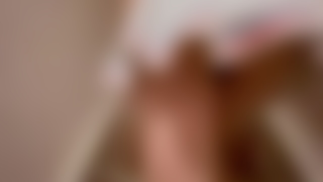 皆さんこんばんは!
いつもhoteikuカップルチャンネルをご視聴頂きありがとうございます💓
先週アップロードさせて頂きましたチアガール動画の続編Part2をお届けします!
Part2動画は
巨乳彼女を欲望のままに激しくついちゃいました!笑
感じてる彼女のエッチな姿と揺れる巨乳をぜひご覧ください!!
リクエスト動画などありましたらお気軽にTwitter DMなどからお知らせください! (2/2)