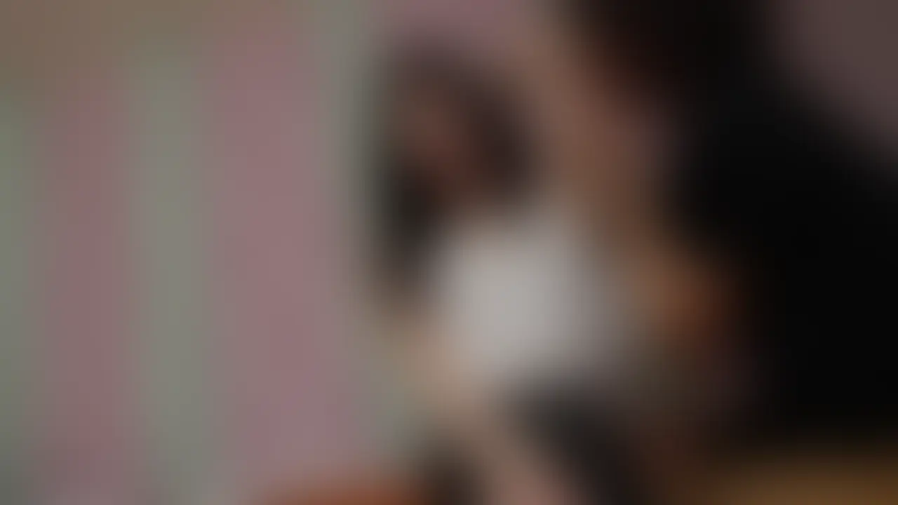 【綺麗な顔してオマ●コびらっびらw抱き甲斐、舐め甲斐、挿れ甲斐の3拍子揃ったパーフェクト人妻を抱いちゃいました!】(0:58:02)
■お名前
Rさん
■年齢
28歳
■結婚歴
1年
■家族構成
夫・本人
■夫への不満(生活リズムが合わない)
・生活リズムがバラバラで、一緒に過ごす時間がほとんどない。
・起きてる時間も寝る時間も合わなくて、会話すら減ってる。
・すれ違いが当たり前になってるのがしんどい。
・こっちに合わせようとする気が見えない。
・夫婦としての実感がどんどん薄れていく。
■俺様のレポート
(小声)...奥さん、今度は自宅へお邪魔してもいいですか?
旦那さんに代わって竿役、いつでもいけますよ^^ (2/2)