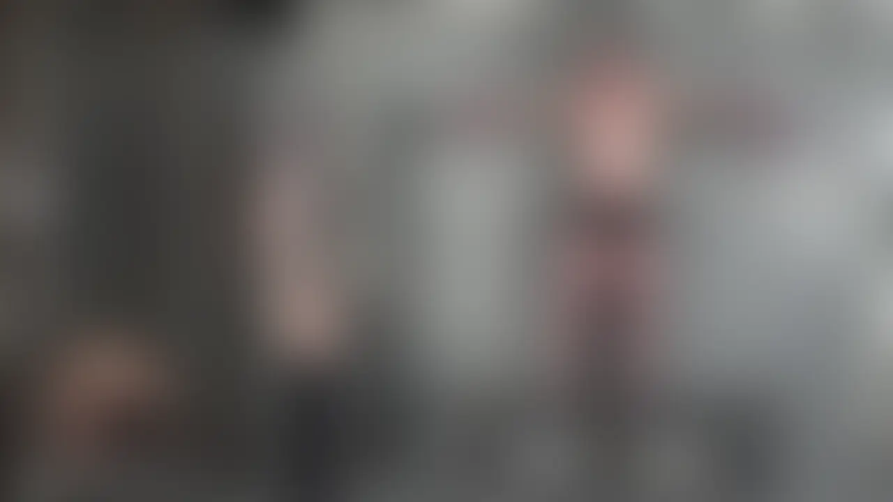 男を誘い出して自分のものにする女王様。
女王様はいつものように新しい男を誘惑して屋敷に連れて来る。
女王様は男を牢屋から出すと鞭打ちを始める。
セックスができると思い女王様について来た男は、
ミストレスの目的を知り、とんでもない屋敷に入り込んでしまった
とおびえるのであった。 (2/2)