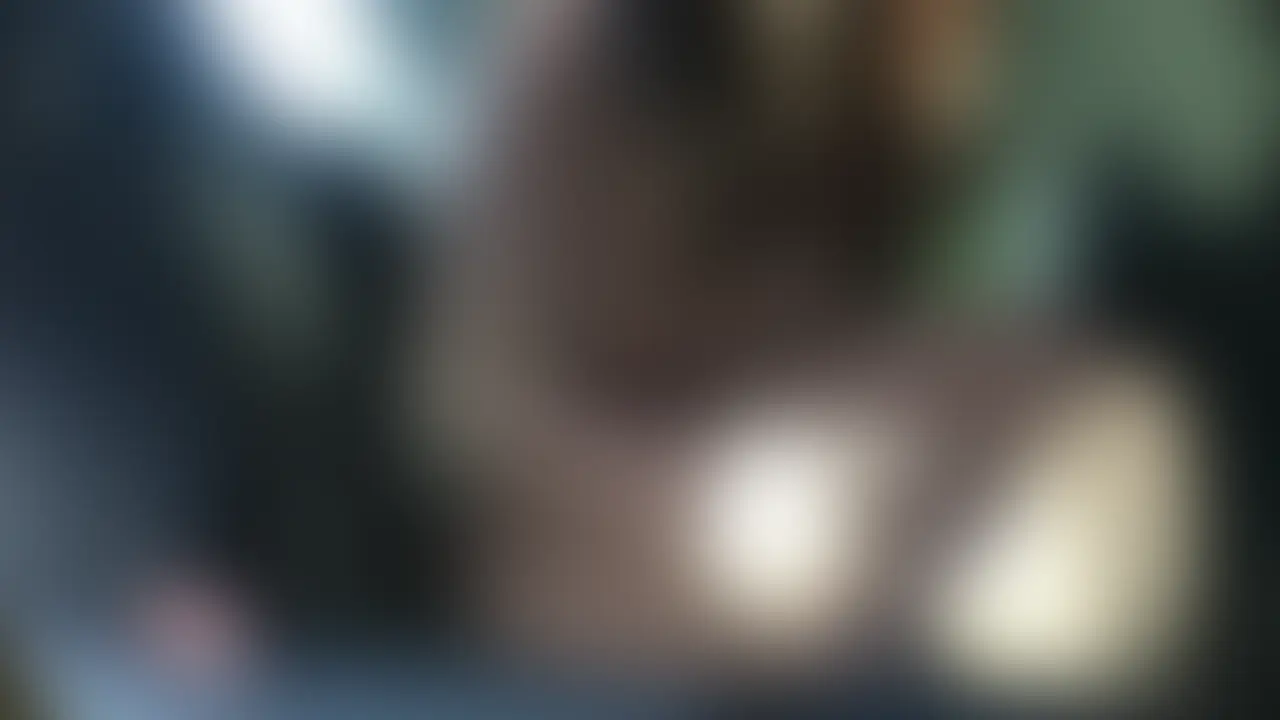 「♡車中で露出オナニー♡」

車内で露出オナニー！！最初の羞恥心は何処に！？

「動画内容のご説明」（総動画時間18：14）
＊開始01：21まではサンプルになります
＊本編はサンプルのような加工なし
「開始～」
・後部座席でオナニーをします！
・ローターを紺色のTバックパンティに入れています！ローターをクリに当たるように固定し、M字開脚！！
・「クリ○リスにキクぅぅぅ～♡」「もっと近くで見てぇ～♡」と、どんどん発情していき画面近くで両脚抱えてマングリポーズ！！
・誰かが通ったら丸見え状態になります！最初は周りを気にしていましたが、オナニーに夢中になってしまいます！！
・後ろ向きになって、ローターのスイッチをTバックのT部分に引っ掛け、デカ尻見せつけローターオナニー！！
・ローターをクリに固定し、両手でお尻を拡げます！！
・その後、デカ尻を振りながらオナニーをしますが、車が揺れてしまいます！！「車内が揺れちゃう！」と言いつつも誰かに気付かれたいのか？自ら車を揺らしているように見えます！！
・その後、ローターを入れたパンティごと車のソファに押し付けていきます！！ソファに押し付け、クリをゴリゴリ刺激していきます！！ソファの押し付けたまま腰を前後に振ったり、左右に振ったりしてクリ刺激を続けます！！＊ソファに押し付け時のローターの音量注意です＊
・ローターま〇こをソファに押し付けた状態でみっともない声を出し両手でお尻を拡げ昇天準備完了！！
・「あぁ“～いっちゃいそう！！あ～いっちゃぅ、イクイクイク！！」と腰をビクッビクッと振り回しイってしまいます！！！イったときの「あ”ぁ“ア”ァ“～」という腰が砕けたようなイキ様が素敵です！！

・発情して周りが見えなくなり、オナニーに没頭してしまうスケベなオナニー！！是非ご覧下さい！！

■収録時間：18：14
■形　　式：ＭＰ4
■ファイルサイズ：1.27GB

・本商品の被写体は年齢確認済み20歳以上で、撮影動画の使用許可を得て販売しております。
・本商品の転載、転売等、流用、二次利用は禁止とし、発見した場合は民事上の損害倍請求を申し立てます。
・サイト利用規約に基づいた内容です。 (2/2)