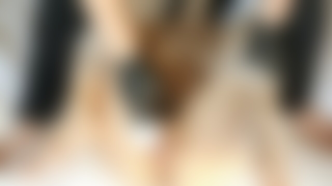 またまた
大量潮吹き動画です♡
らんらん本当にTENGAeggに弱すぎる(´;ω;`)
すぐ気持ちよくなって沢山出しちゃいます😥
エッチだなと思ったらいいねしてくださいm(_ _)m (2/2)