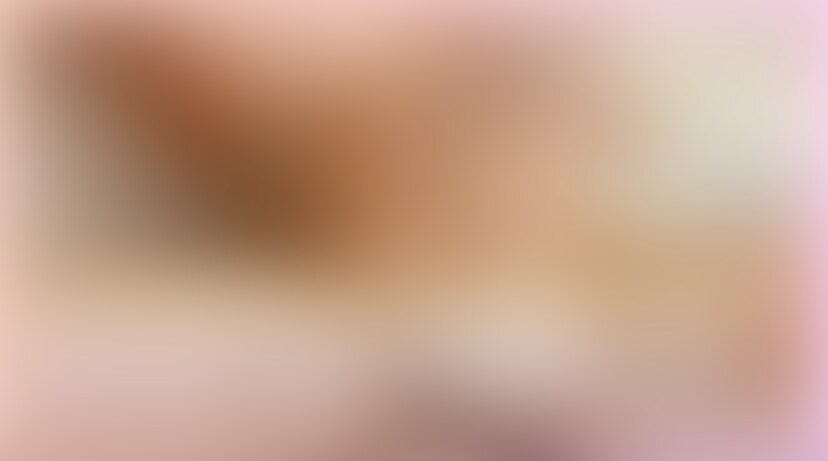【よみちゃんねる】制服姿のよみちゃん、丁寧にフェラチオをした後に洗面台にある鏡の前でパンツをずらして生ハメ中出し♡ (2/2)