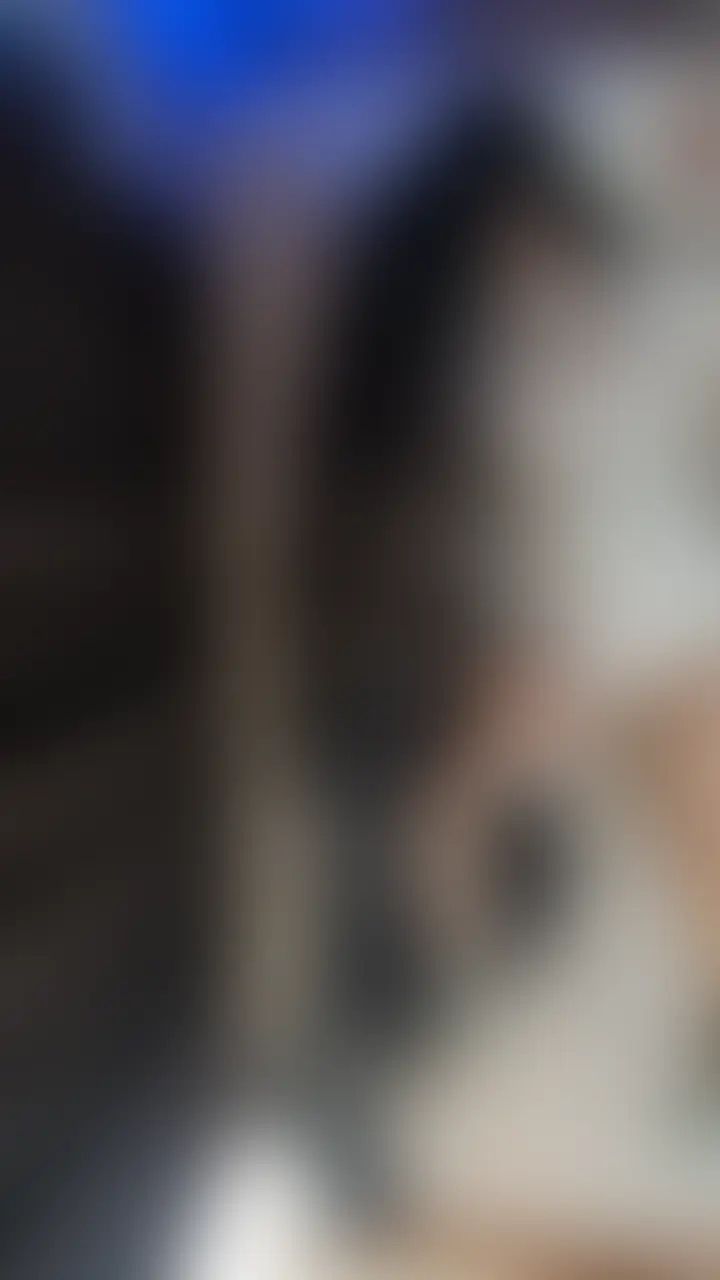 【友達の彼女を寝取ったNTR！さら(23)】

天井カメラ　服

りょうです
元アイドルグループの誰かです

自分で言うのもおこがましいですが女性からはイケメンと言われ
大体はじめましてでも9割の確率でお持ち帰れます

今回は友達(あき)の彼女を寝取ってしまいました
なので申し訳ないんですが顔にモザイクがあります

友達のあきの彼女のさらから連絡あって「友達と遊んでたら終電のがしたから家に行っていい？」と言われたのでOKを出した

前々からさらのことはかわいいなと思ってたけど友達のあきに悪いから手は出さないでいた

相談を受けてあきの事で悩んでるさらを見てたら可愛すぎてキスをした。「あきに悪いからだめだよ」と言いながら抵抗は薄い

そのまま昔からずっと想ってた念願のさらを抱いた
さらはめちゃくちゃエロかった

あき・・・ごめん・・・

タグ
素人　個人撮影　巨乳　変態　ハメ撮り　美乳　美女　乳首
お尻　フェラ　手コキ　中出し　騎乗位　生ハメ　顔出し
パンチラ　NTR　ギャル　下着　ミニスカ (2/2)